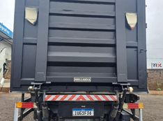Mercedes-Benz Atego 1419 2p Baú 9 Met 2013/2013 CAMINHÕES & CAMIONETAS PASSO FUNDO / Carros no Vale