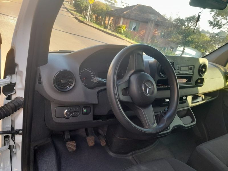 Mercedes-Benz SPRINTER 2.2 CDI DIESEL CHASSIS 516 EXTRA LONGO MANUAL 2021/2022 CAMINHÕES & CAMIONETAS PASSO FUNDO / Carros no Vale Mercedes-Benz SPRINTER 2.2 CDI DIESEL CHASSIS 516 EXTRA LONGO MANUAL 2021/2022 CAMINHÕES & CAMIONETAS PASSO FUNDO / Carros no Vale