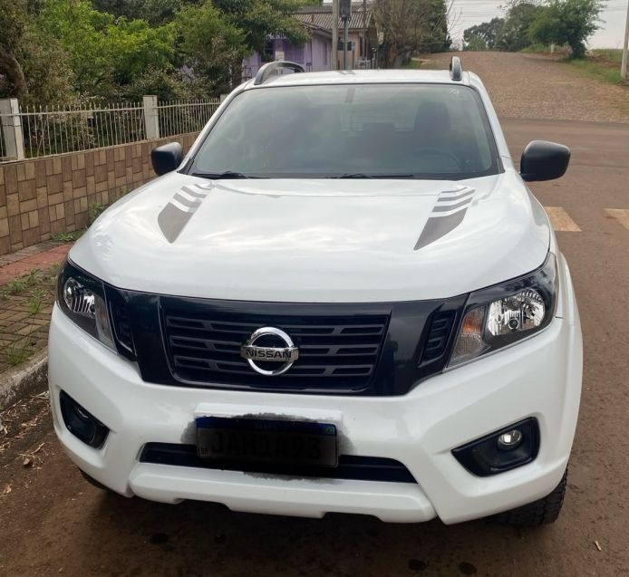 Nissan FRONTIER 2.3 16V TURBO DIESEL ATTACK CD 4X4 AUTOMÁTICO 2020/2021 CAMINHÕES & CAMIONETAS PASSO FUNDO / Carros no Vale