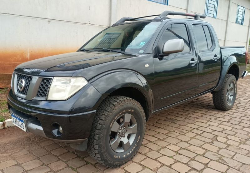 Nissan FRONTIER 2.5 LE 4X4 CD TURBO ELETRONIC DIESEL 4P AUTOMÁTICO 2009/2010 CAMINHÕES & CAMIONETAS PASSO FUNDO / Carros no Vale Nissan FRONTIER 2.5 LE 4X4 CD TURBO ELETRONIC DIESEL 4P AUTOMÁTICO 2009/2010 CAMINHÕES & CAMIONETAS PASSO FUNDO / Carros no Vale