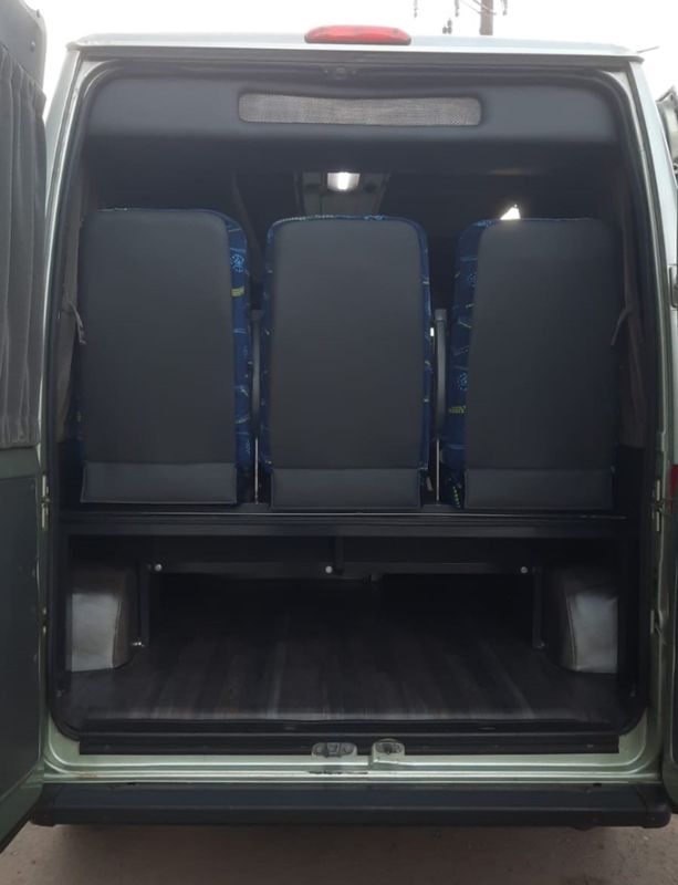 Peugeot BOXER 2.3 HDI NIKS EXECUTIVO 350 FURGÃO LONGO TETO ELEVADO VIDRADO 8V DIESEL 3P MANUAL 2010/2011 CAMINHÕES & CAMIONETAS PASSO FUNDO / Carros no Vale