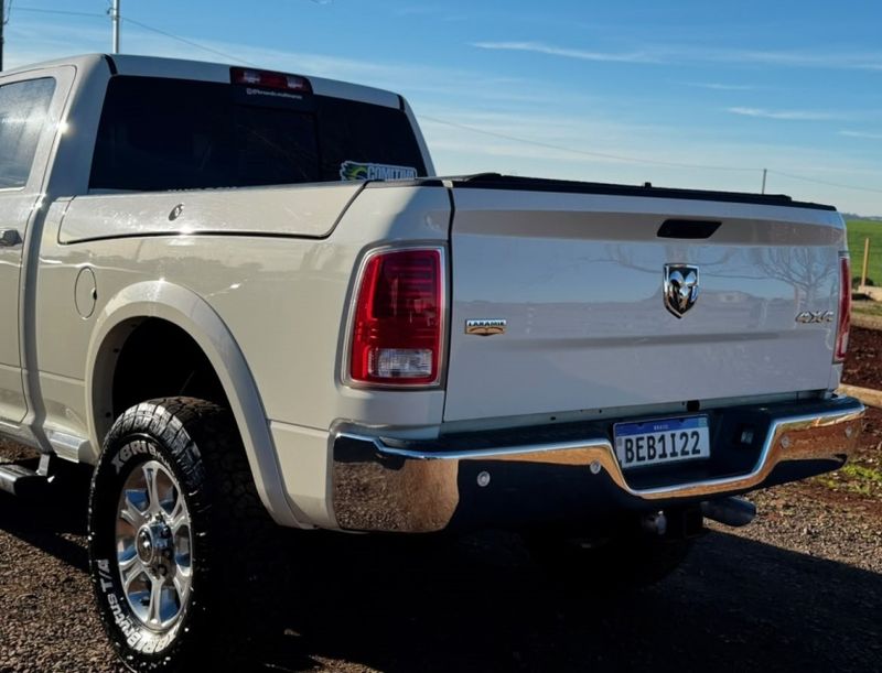 Ram 2500 6.7 LARAMIE 4X4 CD I6 TURBO DIESEL 4P AUTOMÁTICO 2018/2018 CAMINHÕES & CAMIONETAS PASSO FUNDO / Carros no Vale Ram 2500 6.7 LARAMIE 4X4 CD I6 TURBO DIESEL 4P AUTOMÁTICO 2018/2018 CAMINHÕES & CAMIONETAS PASSO FUNDO / Carros no Vale