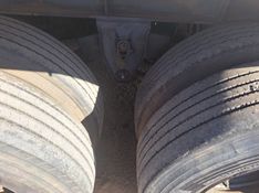 Randon Frigorífico Câmara Fria 1999/2000 CAMINHÕES & CAMIONETAS PASSO FUNDO / Carros no Vale