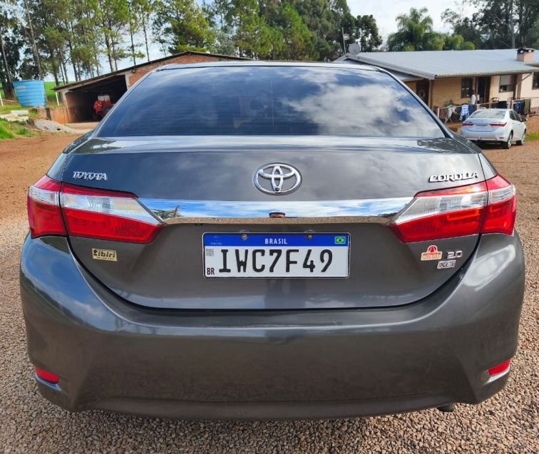 Toyota COROLLA 2.0 XEI 16V FLEX 4P AUTOMÁTICO 2015/2015 CAMINHÕES & CAMIONETAS PASSO FUNDO / Carros no Vale Toyota COROLLA 2.0 XEI 16V FLEX 4P AUTOMÁTICO 2015/2015 CAMINHÕES & CAMIONETAS PASSO FUNDO / Carros no Vale