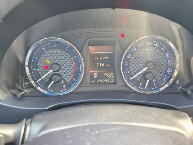 Toyota COROLLA 2.0 XEI 16V FLEX 4P AUTOMÁTICO 2015/2015 CAMINHÕES & CAMIONETAS PASSO FUNDO / Carros no Vale Toyota COROLLA 2.0 XEI 16V FLEX 4P AUTOMÁTICO 2015/2015 CAMINHÕES & CAMIONETAS PASSO FUNDO / Carros no Vale