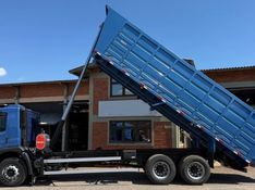 Volkswagen 24-280 CRM 6X2 24-280 E Constel 6×2 Caçamba 2012/2012 CAMINHÕES & CAMIONETAS PASSO FUNDO / Carros no Vale