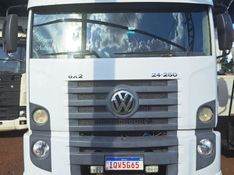 Volkswagen 24250 VW 24-250 E Constellation 3-Eixos Plataforma 2010/2010 CAMINHÕES & CAMIONETAS PASSO FUNDO / Carros no Vale