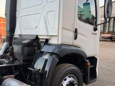 Volkswagen 24260 24-260 E Constel 6×2 2p Chassi 2020/2021 CAMINHÕES & CAMIONETAS PASSO FUNDO / Carros no Vale