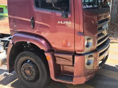 Volkswagen 24280 24-280 E Constel 6×2 2p (E5) Chassi 2020/2021 CAMINHÕES & CAMIONETAS PASSO FUNDO / Carros no Vale