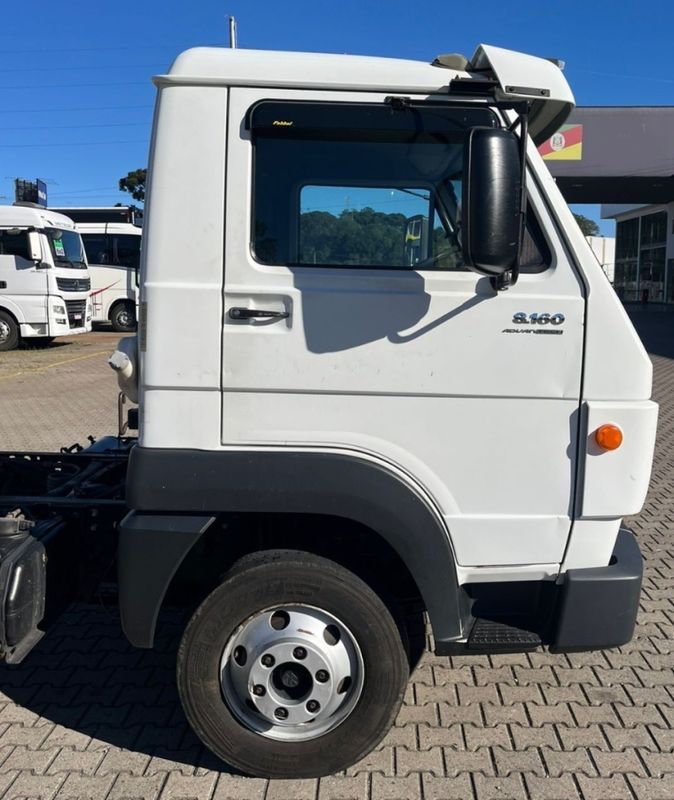 Volkswagen 8-160 VW 8-160 E Delivery 2p Chassi 2015/2015 CAMINHÕES & CAMIONETAS PASSO FUNDO / Carros no Vale