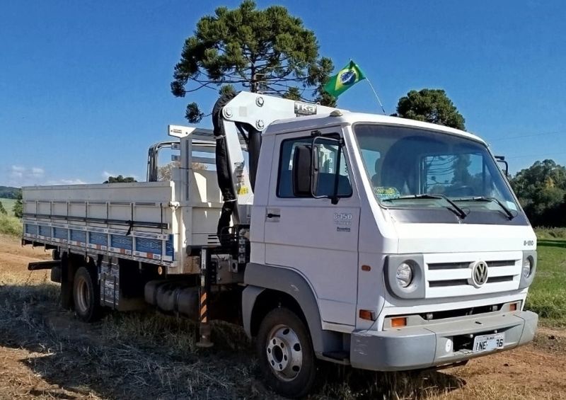 Volkswagen 8150 8-150 E Delivery Plus Munck 2006/2006 CAMINHÕES & CAMIONETAS PASSO FUNDO / Carros no Vale
