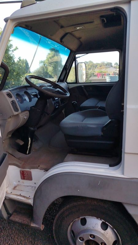 Volkswagen 8150 8-150 E Delivery Plus Munck 2006/2006 CAMINHÕES & CAMIONETAS PASSO FUNDO / Carros no Vale