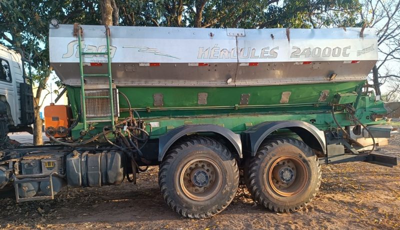 Volvo FMX 500 6X4 FMX 460 6×4 2012/2013 CAMINHÕES & CAMIONETAS PASSO FUNDO / Carros no Vale Volvo FMX 500 6X4 FMX 460 6×4 2012/2013 CAMINHÕES & CAMIONETAS PASSO FUNDO / Carros no Vale