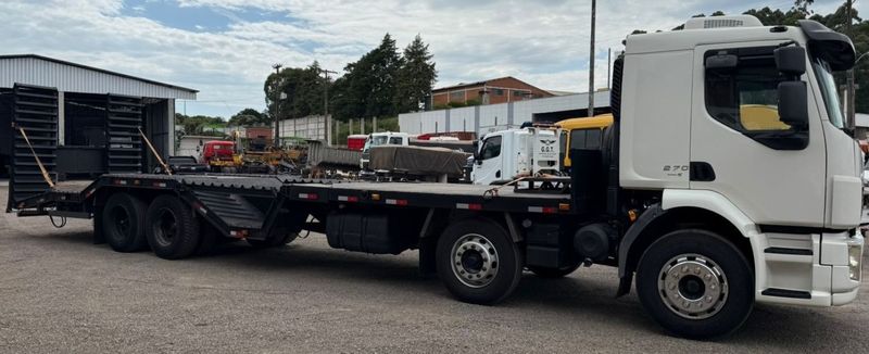 Volvo VM 270 8×2 Prancha 9,5 Mt 2012/2013 CAMINHÕES & CAMIONETAS PASSO FUNDO / Carros no Vale