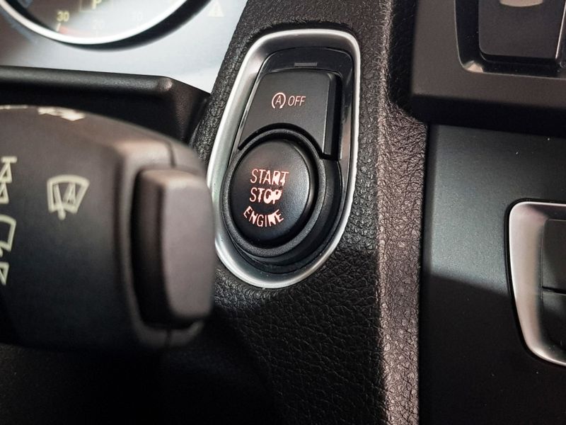 BMW M 135i 3.0 24V TURBO GASOLINA 4P AUTOMÁTICO 2015/2015 ADVANT AUTOMÓVEIS CAXIAS DO SUL / Carros no Vale BMW M 135i 3.0 24V TURBO GASOLINA 4P AUTOMÁTICO 2015/2015 ADVANT AUTOMÓVEIS CAXIAS DO SUL / Carros no Vale