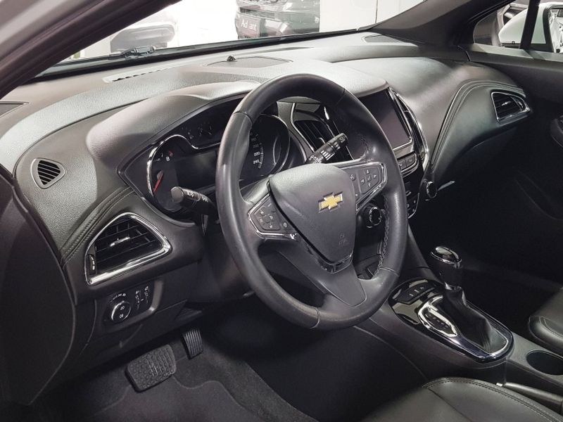 Chevrolet CRUZE 1.4 TURBO LTZ 16V FLEX 4P AUTOMÁTICO 2021/2022 ADVANT AUTOMÓVEIS CAXIAS DO SUL / Carros no Vale Chevrolet CRUZE 1.4 TURBO LTZ 16V FLEX 4P AUTOMÁTICO 2021/2022 ADVANT AUTOMÓVEIS CAXIAS DO SUL / Carros no Vale
