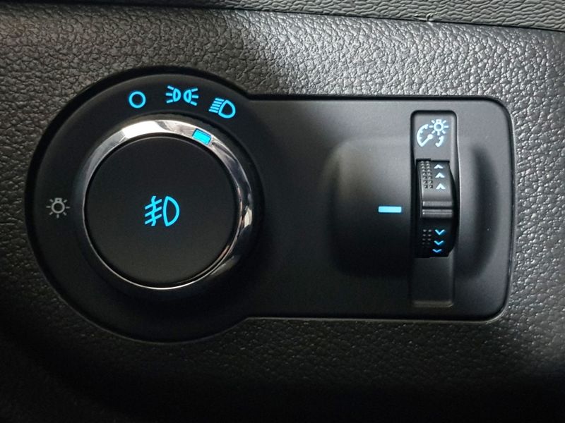 Chevrolet SPIN 1.8 LTZ 8V FLEX 4P AUTOMÁTICO 2016/2016 ADVANT AUTOMÓVEIS CAXIAS DO SUL / Carros no Vale