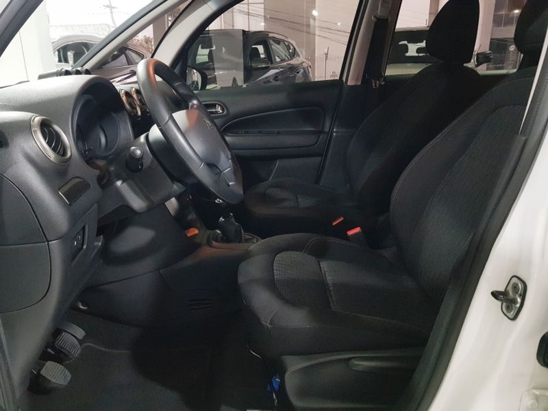 Citroen AIRCROSS 1.6 TENDANCE 16V FLEX 4P MANUAL 2014/2015 ADVANT AUTOMÓVEIS CAXIAS DO SUL / Carros no Vale Citroen AIRCROSS 1.6 TENDANCE 16V FLEX 4P MANUAL 2014/2015 ADVANT AUTOMÓVEIS CAXIAS DO SUL / Carros no Vale