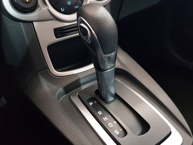 Ford FIESTA 1.0 ECOBOOST GASOLINA SEL STYLE POWERSHIFT 2018/2018 ADVANT AUTOMÓVEIS CAXIAS DO SUL / Carros no Vale