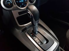 Ford FIESTA 1.6 SEL HATCH 16V FLEX 4P POWERSHIFT 2017/2017 ADVANT AUTOMÓVEIS CAXIAS DO SUL / Carros no Vale