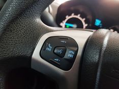 Ford FIESTA 1.6 SEL HATCH 16V FLEX 4P POWERSHIFT 2017/2017 ADVANT AUTOMÓVEIS CAXIAS DO SUL / Carros no Vale