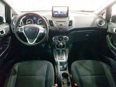 Ford FIESTA 1.6 SEL HATCH 16V FLEX 4P POWERSHIFT 2017/2017 ADVANT AUTOMÓVEIS CAXIAS DO SUL / Carros no Vale