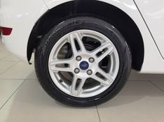 Ford FIESTA 1.6 TI-VCT FLEX SEL POWERSHIFT 2018/2018 ADVANT AUTOMÓVEIS CAXIAS DO SUL / Carros no Vale
