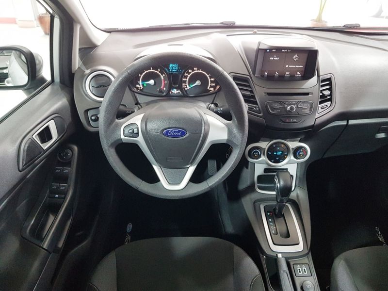 Ford FIESTA 1.6 TI-VCT FLEX SEL POWERSHIFT 2017/2018 ADVANT AUTOMÓVEIS CAXIAS DO SUL / Carros no Vale Ford FIESTA 1.6 TI-VCT FLEX SEL POWERSHIFT 2017/2018 ADVANT AUTOMÓVEIS CAXIAS DO SUL / Carros no Vale