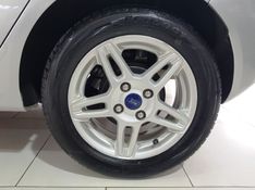 Ford FIESTA 1.6 TI-VCT FLEX SEL POWERSHIFT 2017/2018 ADVANT AUTOMÓVEIS CAXIAS DO SUL / Carros no Vale
