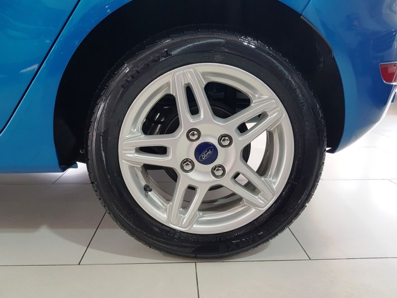 Ford FIESTA 1.6 TI-VCT FLEX SEL POWERSHIFT 2018/2018 ADVANT AUTOMÓVEIS CAXIAS DO SUL / Carros no Vale Ford FIESTA 1.6 TI-VCT FLEX SEL POWERSHIFT 2018/2018 ADVANT AUTOMÓVEIS CAXIAS DO SUL / Carros no Vale