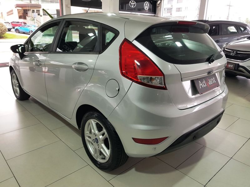 Ford FIESTA 1.6 TI-VCT FLEX SEL POWERSHIFT 2017/2018 ADVANT AUTOMÓVEIS CAXIAS DO SUL / Carros no Vale Ford FIESTA 1.6 TI-VCT FLEX SEL POWERSHIFT 2017/2018 ADVANT AUTOMÓVEIS CAXIAS DO SUL / Carros no Vale