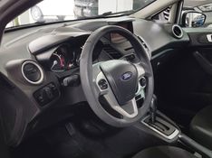 Ford FIESTA 1.6 TI-VCT FLEX SEL POWERSHIFT 2017/2018 ADVANT AUTOMÓVEIS CAXIAS DO SUL / Carros no Vale
