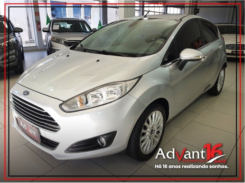 Ford FIESTA 1.6 TITANIUM HATCH 16V FLEX 4P POWERSHIFT 2014/2015 ADVANT AUTOMÓVEIS CAXIAS DO SUL / Carros no Vale Ford FIESTA 1.6 TITANIUM HATCH 16V FLEX 4P POWERSHIFT 2014/2015 ADVANT AUTOMÓVEIS CAXIAS DO SUL / Carros no Vale