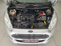 Ford FIESTA 1.6 TITANIUM HATCH 16V FLEX 4P POWERSHIFT 2014/2015 ADVANT AUTOMÓVEIS CAXIAS DO SUL / Carros no Vale