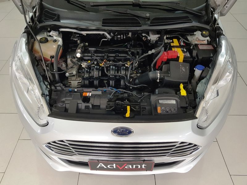 Ford FIESTA 1.6 TITANIUM HATCH 16V FLEX 4P POWERSHIFT 2015/2016 ADVANT AUTOMÓVEIS CAXIAS DO SUL / Carros no Vale Ford FIESTA 1.6 TITANIUM HATCH 16V FLEX 4P POWERSHIFT 2015/2016 ADVANT AUTOMÓVEIS CAXIAS DO SUL / Carros no Vale