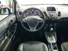 Ford FIESTA 1.6 TITANIUM HATCH 16V FLEX 4P POWERSHIFT 2016/2016 ADVANT AUTOMÓVEIS CAXIAS DO SUL / Carros no Vale