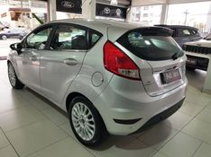Ford FIESTA 1.6 TITANIUM HATCH 16V FLEX 4P POWERSHIFT 2015/2016 ADVANT AUTOMÓVEIS CAXIAS DO SUL / Carros no Vale