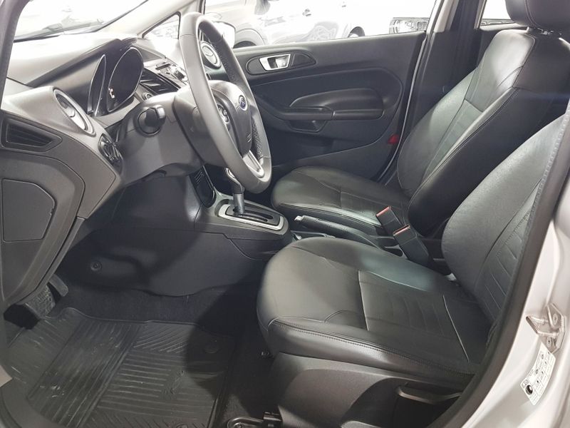 Ford FIESTA 1.6 TITANIUM HATCH 16V FLEX 4P POWERSHIFT 2015/2016 ADVANT AUTOMÓVEIS CAXIAS DO SUL / Carros no Vale Ford FIESTA 1.6 TITANIUM HATCH 16V FLEX 4P POWERSHIFT 2015/2016 ADVANT AUTOMÓVEIS CAXIAS DO SUL / Carros no Vale