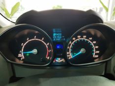 Ford FIESTA 1.6 TITANIUM HATCH 16V FLEX 4P POWERSHIFT 2016/2016 ADVANT AUTOMÓVEIS CAXIAS DO SUL / Carros no Vale