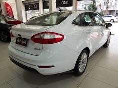 Ford FIESTA 1.6 TITANIUM SEDAN 16V FLEX 4P POWERSHIFT 2017/2017 ADVANT AUTOMÓVEIS CAXIAS DO SUL / Carros no Vale