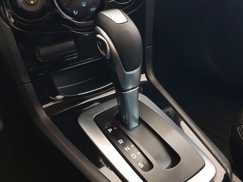 Ford FIESTA 1.6 TITANIUM SEDAN 16V FLEX 4P POWERSHIFT 2017/2017 ADVANT AUTOMÓVEIS CAXIAS DO SUL / Carros no Vale Ford FIESTA 1.6 TITANIUM SEDAN 16V FLEX 4P POWERSHIFT 2017/2017 ADVANT AUTOMÓVEIS CAXIAS DO SUL / Carros no Vale