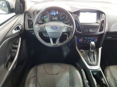 Ford FOCUS 2.0 SE PLUS 16V FLEX 4P POWERSHIFT 2017/2018 ADVANT AUTOMÓVEIS CAXIAS DO SUL / Carros no Vale