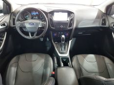 Ford FOCUS 2.0 SE PLUS 16V FLEX 4P POWERSHIFT 2017/2018 ADVANT AUTOMÓVEIS CAXIAS DO SUL / Carros no Vale