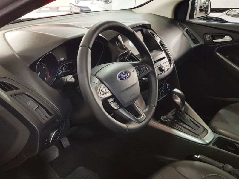 Ford FOCUS 2.0 SE PLUS 16V FLEX 4P POWERSHIFT 2017/2018 ADVANT AUTOMÓVEIS CAXIAS DO SUL / Carros no Vale