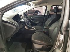 Ford FOCUS 2.0 SE PLUS FASTBACK 16V FLEX 4P POWERSHIFT 2016/2017 ADVANT AUTOMÓVEIS CAXIAS DO SUL / Carros no Vale
