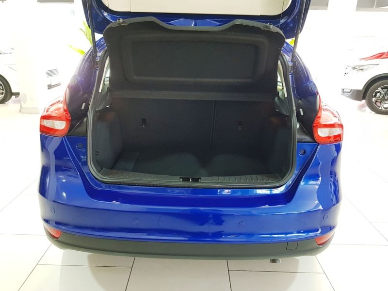 Ford FOCUS 2.0 TITANIUM 16V FLEX 4P POWERSHIFT 2016/2016 ADVANT AUTOMÓVEIS CAXIAS DO SUL / Carros no Vale Ford FOCUS 2.0 TITANIUM 16V FLEX 4P POWERSHIFT 2016/2016 ADVANT AUTOMÓVEIS CAXIAS DO SUL / Carros no Vale