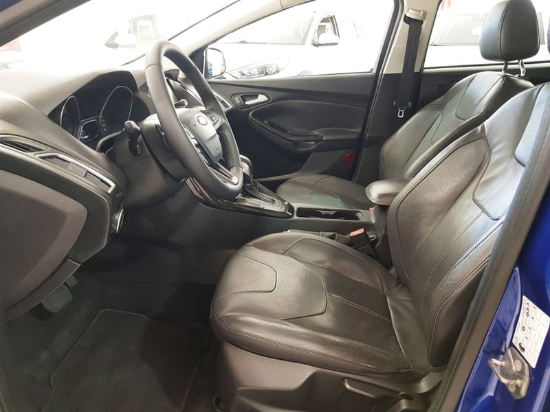 Ford FOCUS 2.0 TITANIUM 16V FLEX 4P POWERSHIFT 2016/2016 ADVANT AUTOMÓVEIS CAXIAS DO SUL / Carros no Vale Ford FOCUS 2.0 TITANIUM 16V FLEX 4P POWERSHIFT 2016/2016 ADVANT AUTOMÓVEIS CAXIAS DO SUL / Carros no Vale