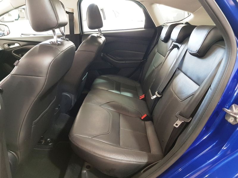 Ford FOCUS 2.0 TITANIUM 16V FLEX 4P POWERSHIFT 2016/2016 ADVANT AUTOMÓVEIS CAXIAS DO SUL / Carros no Vale Ford FOCUS 2.0 TITANIUM 16V FLEX 4P POWERSHIFT 2016/2016 ADVANT AUTOMÓVEIS CAXIAS DO SUL / Carros no Vale