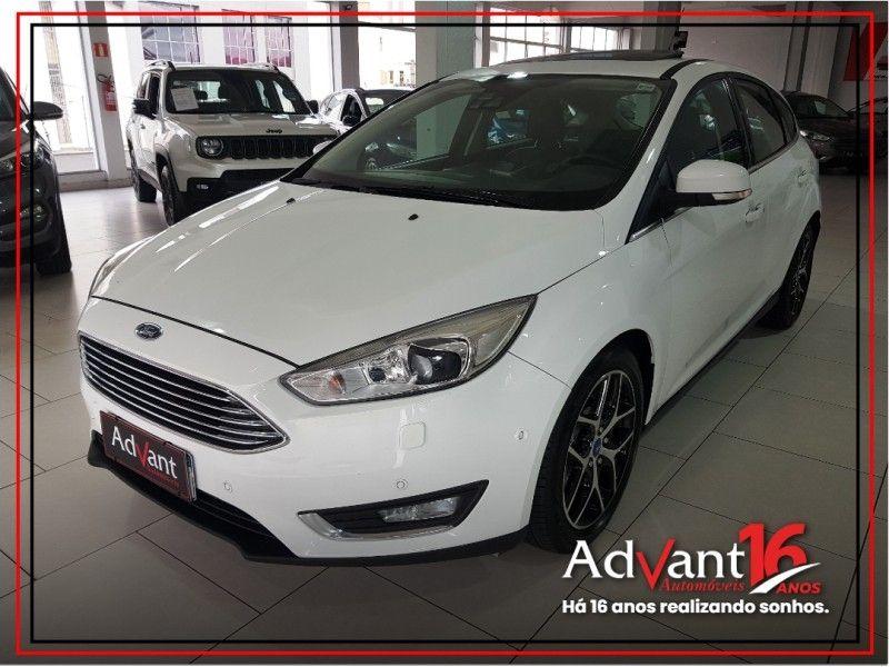 Ford FOCUS 2.0 TITANIUM PLUS 16V FLEX 4P POWERSHIFT 2016/2016 ADVANT AUTOMÓVEIS CAXIAS DO SUL / Carros no Vale Ford FOCUS 2.0 TITANIUM PLUS 16V FLEX 4P POWERSHIFT 2016/2016 ADVANT AUTOMÓVEIS CAXIAS DO SUL / Carros no Vale