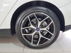 Ford FOCUS 2.0 TITANIUM PLUS 16V FLEX 4P POWERSHIFT 2016/2016 ADVANT AUTOMÓVEIS CAXIAS DO SUL / Carros no Vale